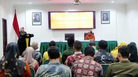 Bupati Lumajang saat memberikan sambutan diacara Pencanangan Desa Cantik dan Sosialisasi Sensus Ekonomi 2026