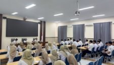 Bupati bersama Wakil Bupati Lumajang saat melakukan kunjungan ke Inspektorat 